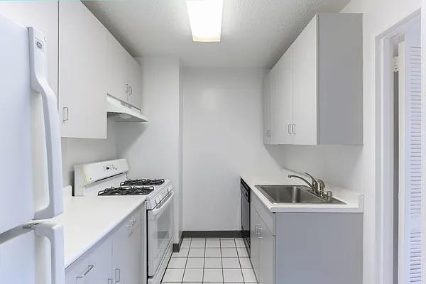 Rented by Berkshire Hathaway HomeServices New York Properties | media 5