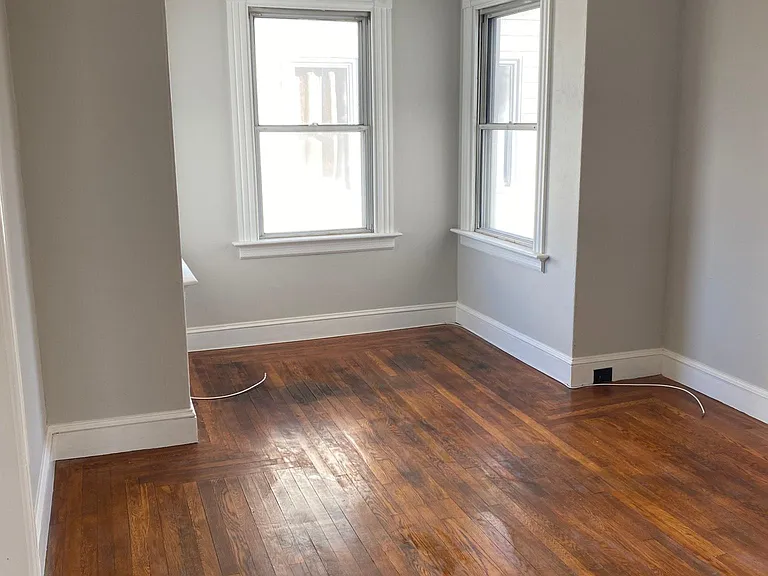 7 Pleasant St #2 — Photo 10