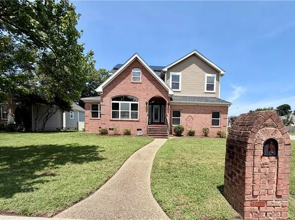 4616 Coral Reef Ln, Virginia Beach, VA 23455