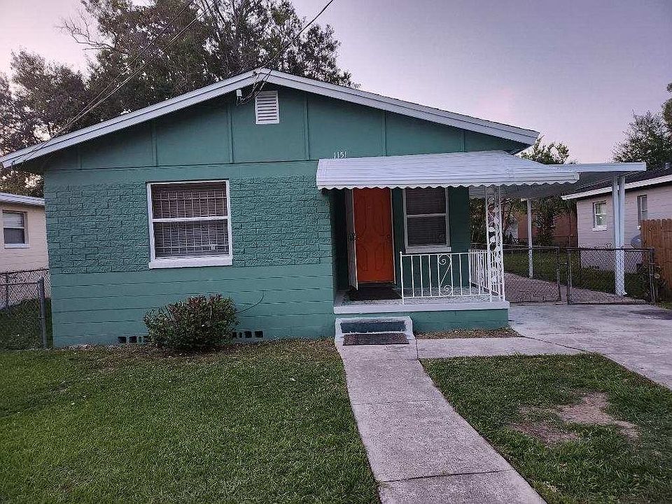 2nd image of 1151 W 29th St