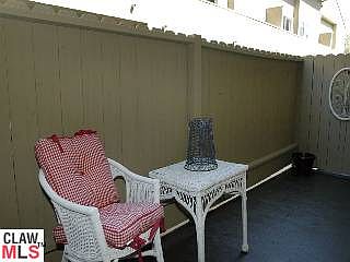 4th image of 3647 S Jasmine Ave #102
