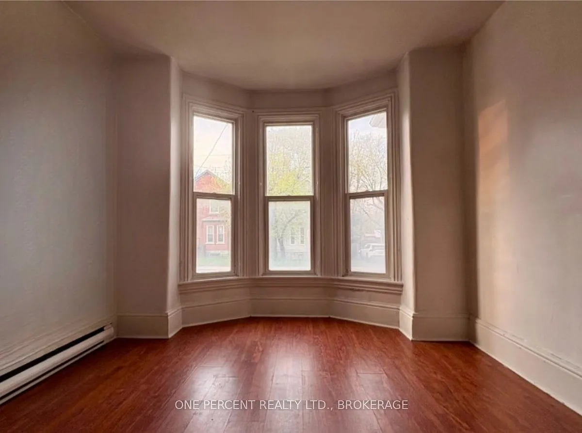 Building Photo - 382 Earl St #1