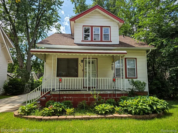 441 W Troy St, Ferndale, MI 48220