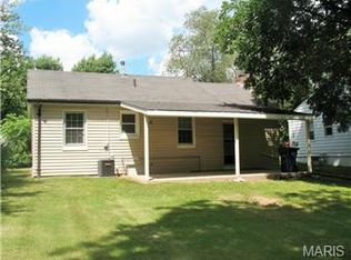 304 Meyer Rd, Wentzville, MO 63385