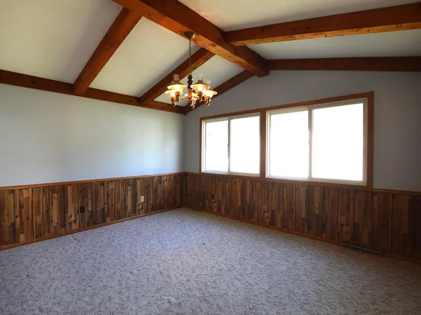 4906 Penn Ave N, Minneapolis, MN 55430