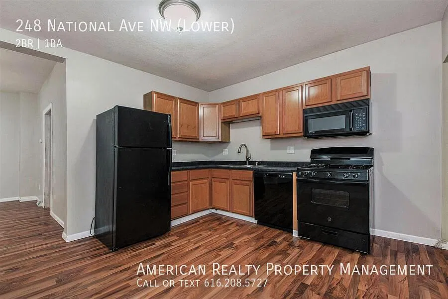 2 bed, 900 sqft, $1,400 — Photo 3