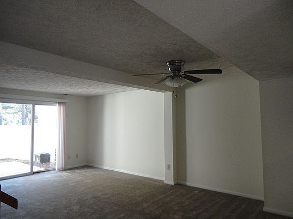 3rd image of 504 Chanticlar Ct