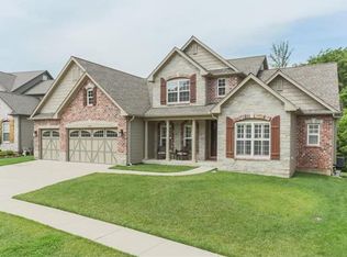 1053 Bridlewood Valley Point, High Ridge, MO 63049