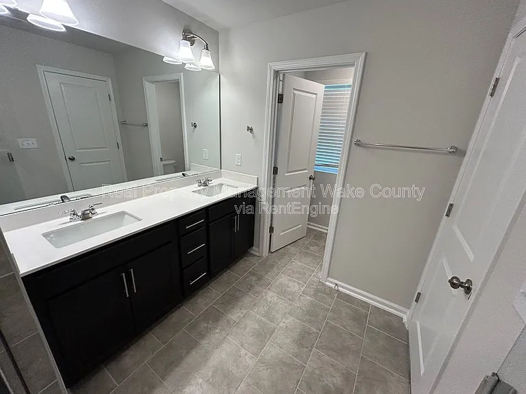 1605 Emory Ridge Way — Photo 30