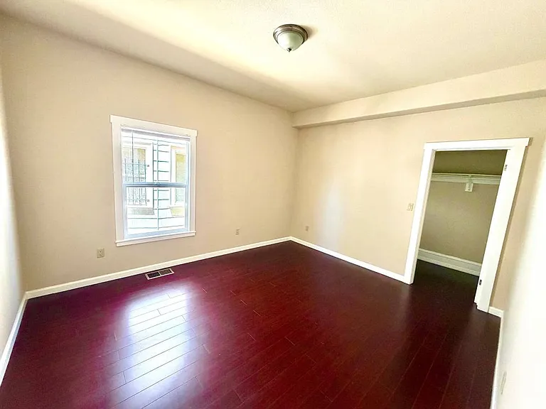 925 Apgar St — Photo 15