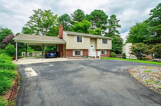 1st image of 10516 Seacliff Ln