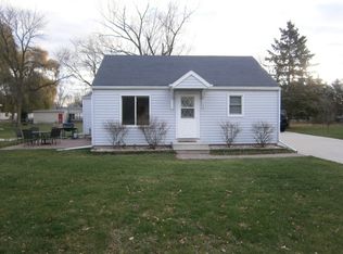 1366 Sherrin St, Oshkosh, WI 54904