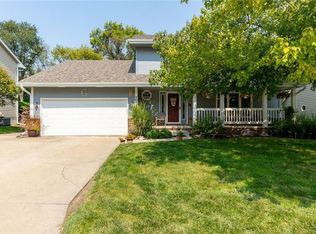 9625 Quail Run, Urbandale, IA 50322