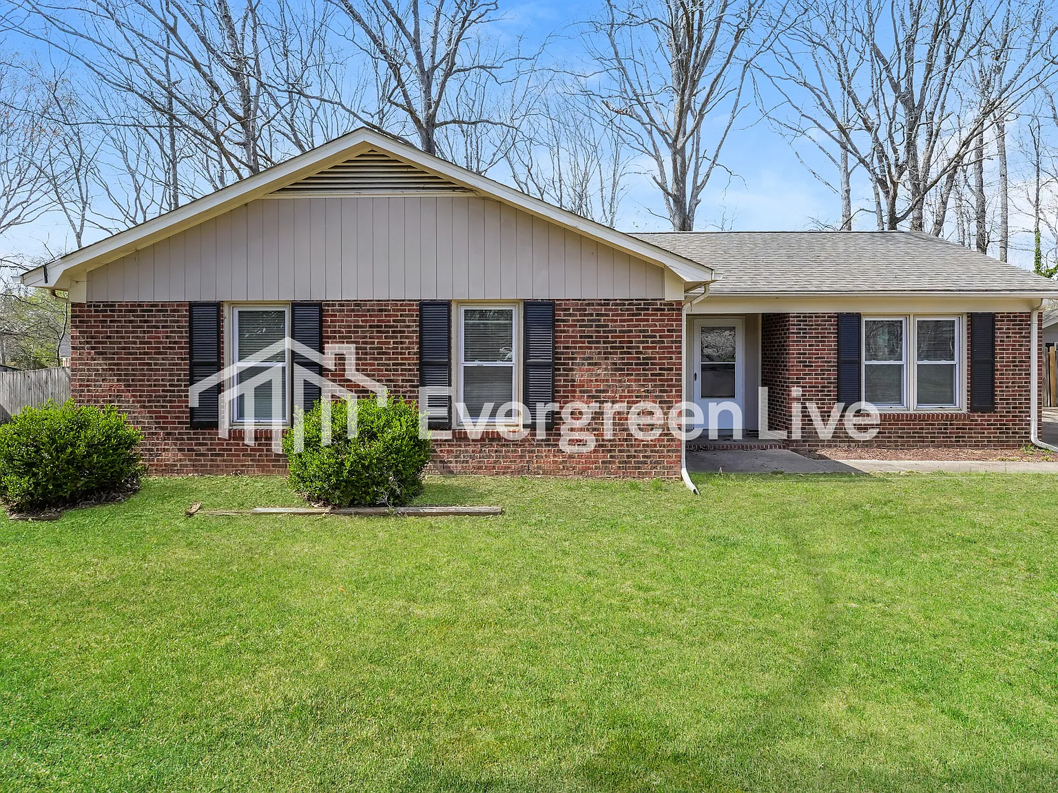 3 bed, 2.0 bath, 1325 sqft, $1,695 — Photo 1
