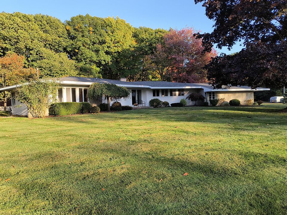 648 N Jebavy Dr, Ludington, MI 49431 Zillow