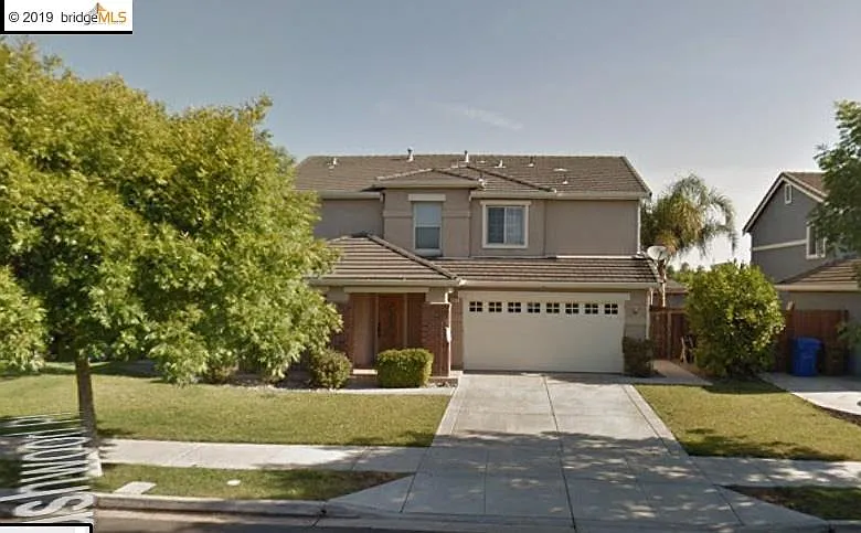 207 Brushwood Pl photo 1
