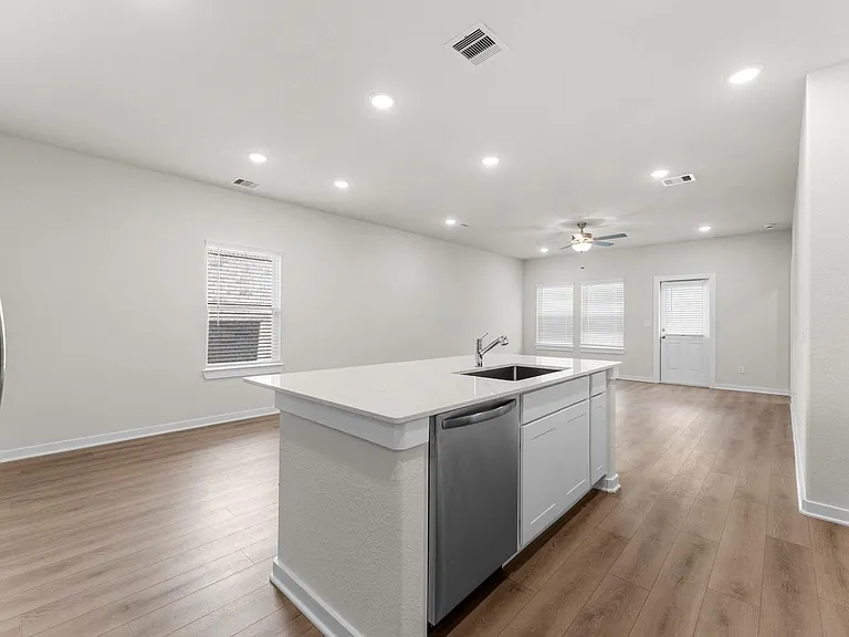 8627 Blueberry Ash St — Photo 13