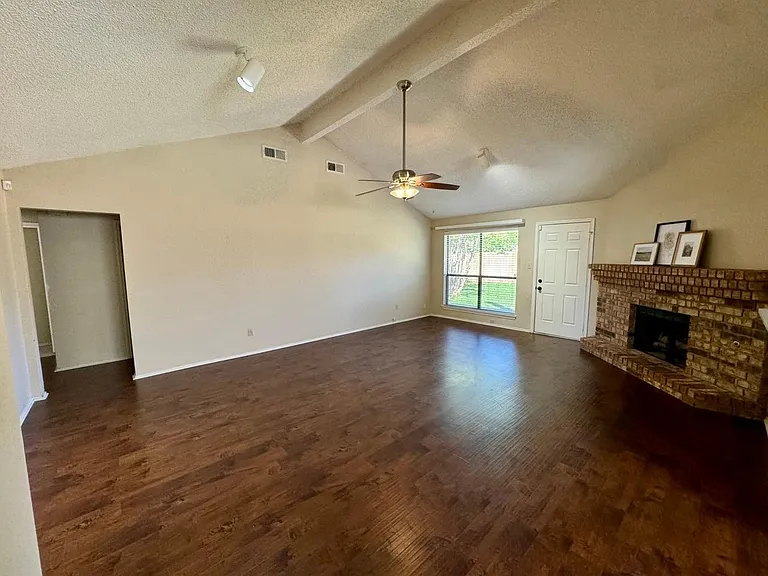5028 Coker Dr — Photo 14