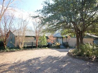 111 Townes Dr, Lakeside, TX 76108