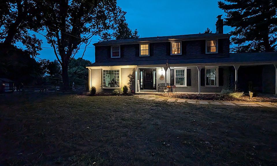2nd image of 2460 N Providence Rd