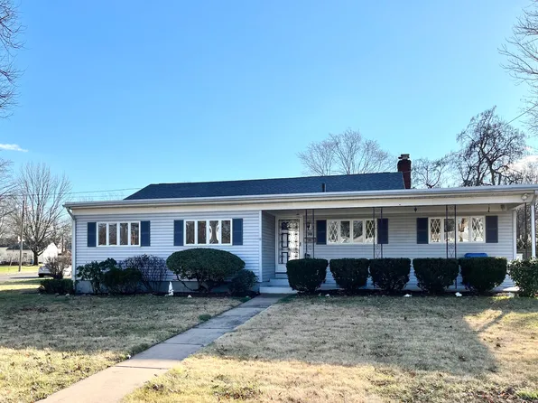 70 Brent Road, Manchester, CT 06042