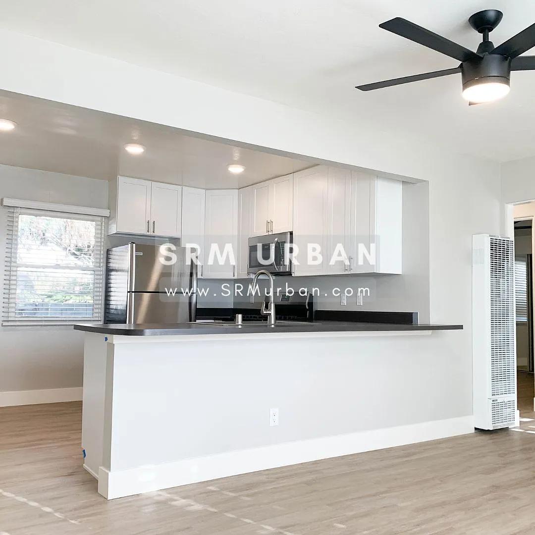 2 bed, 775 sqft, $2,495 — Photo 2