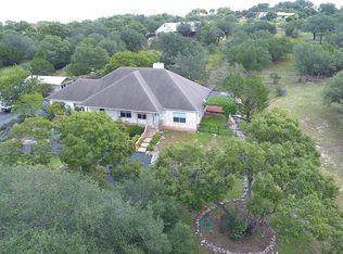 607 N Pleasant Valley Dr, Boerne, TX 78006