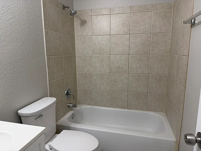 4934 Kildare Ave — Photo 7