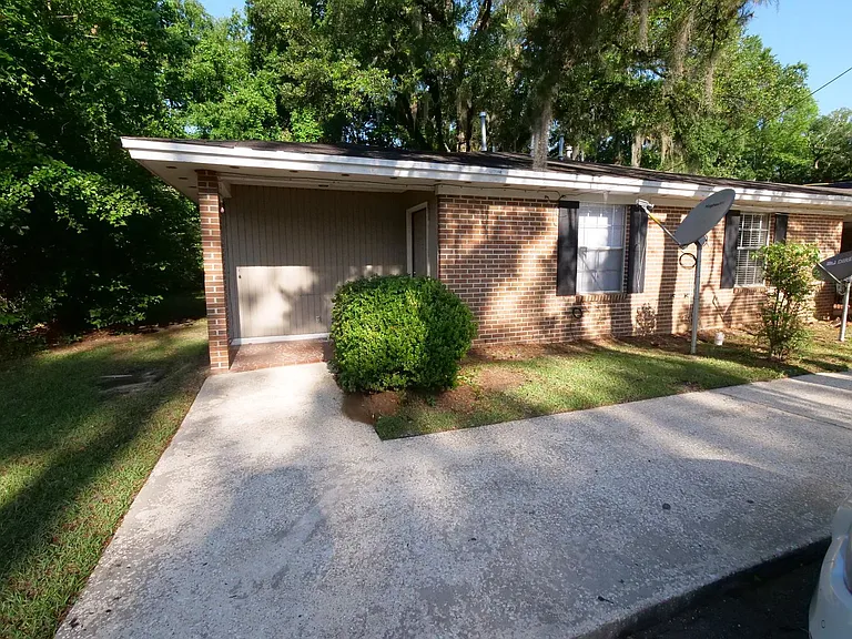 2434 Atlas Rd — Photo 2