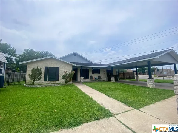 2901 Linda Dr, Victoria, TX 77901