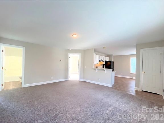 4th image of 5313 Abbywood Ln