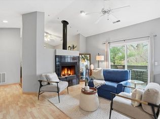 1140 E Dayton St Unit 203, Madison, WI 53703