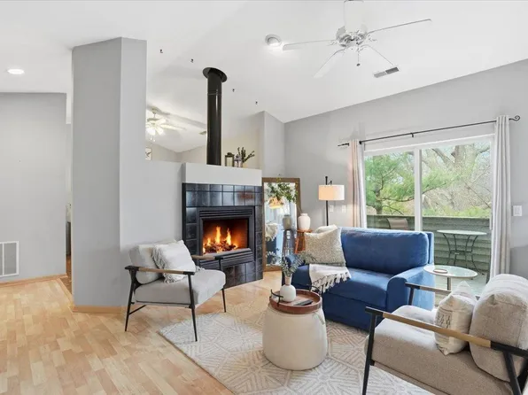 1140 E Dayton St Unit 203, Madison, WI 53703