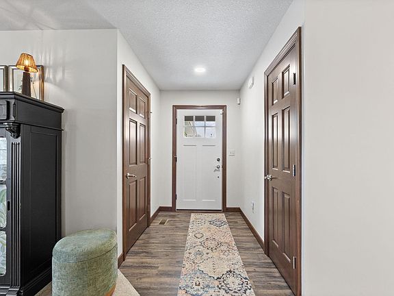 4th image of 21146 Floralwood Dr