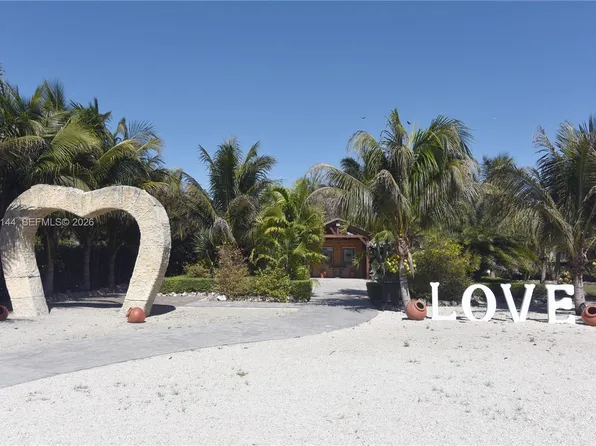 19651 SW 168th St, Miami, FL 33187