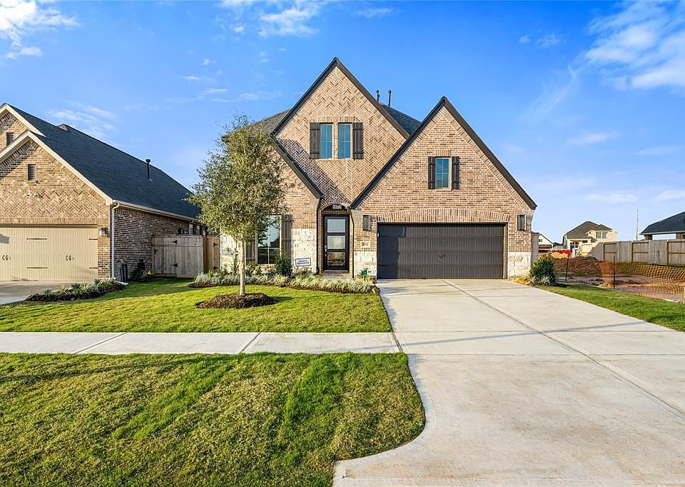 1st image of 29610 Sterling Knoll Dr