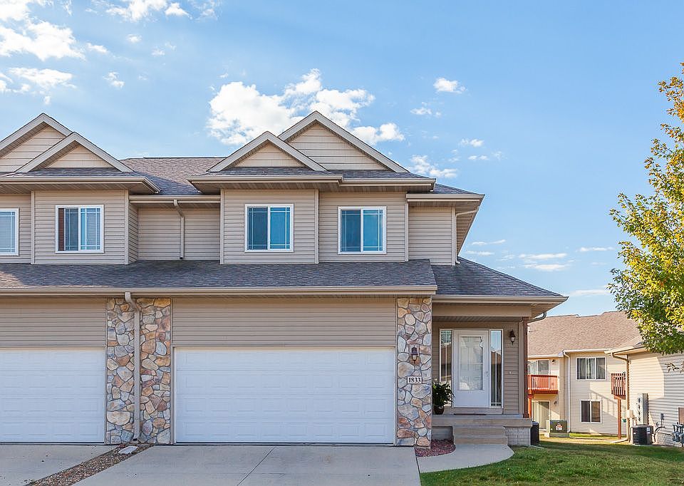 1st image of 1833 Goose Lake Cir