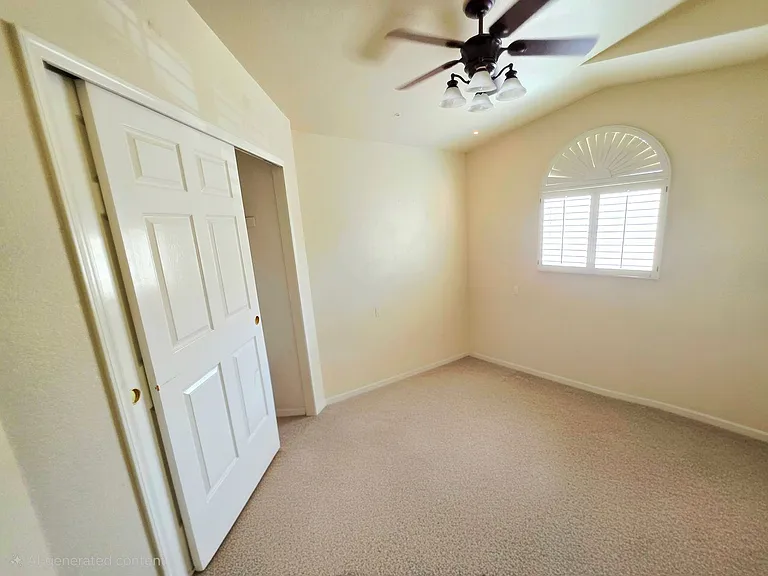 4106 E Becker Ln — Photo 7