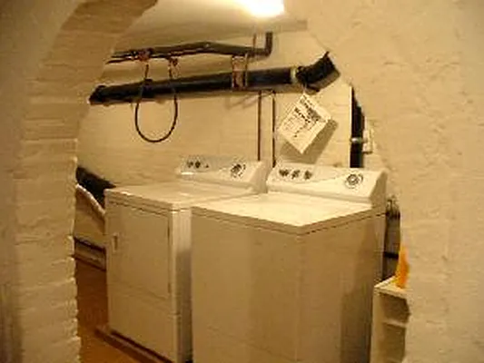 Rented by Alexander Bilu, LREB | media 11