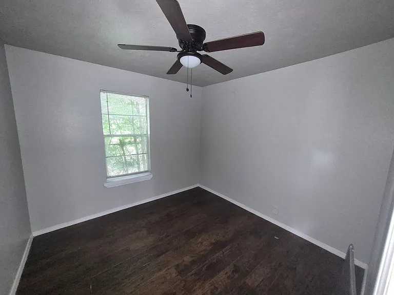 3723 W Martin St — Photo 12