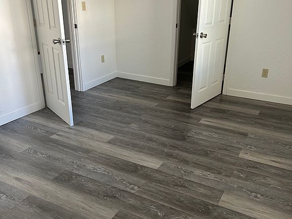 5th image of 3910 N Wall St APT 2