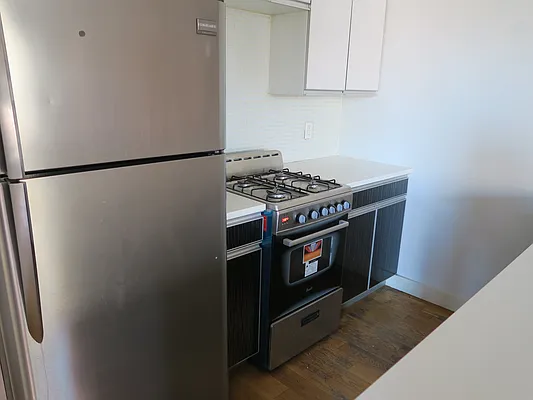 Rented by Nest Seekers International | media 19