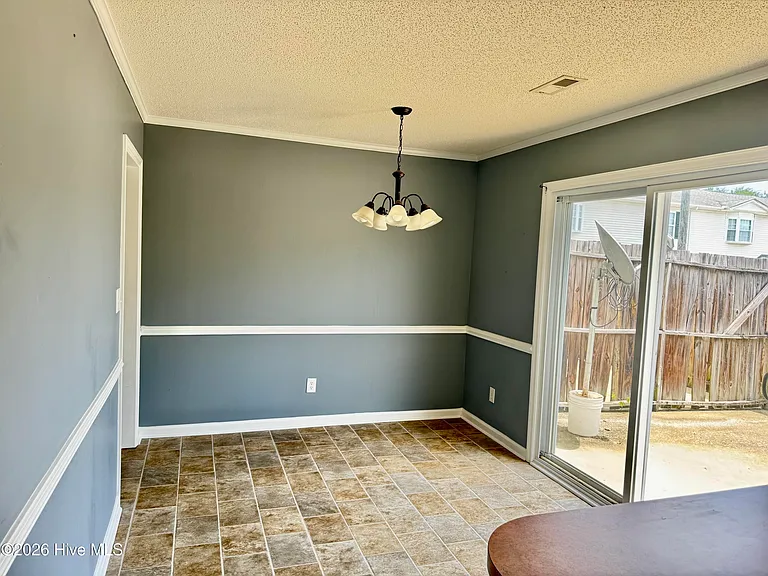 1205 Cross Creek Cir #B6 — Photo 8