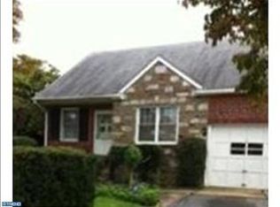 1210 Rhawn St, Philadelphia, PA 19111