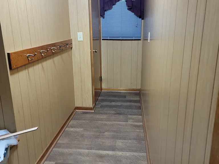 4453 E Cedar Rd — Photo 4