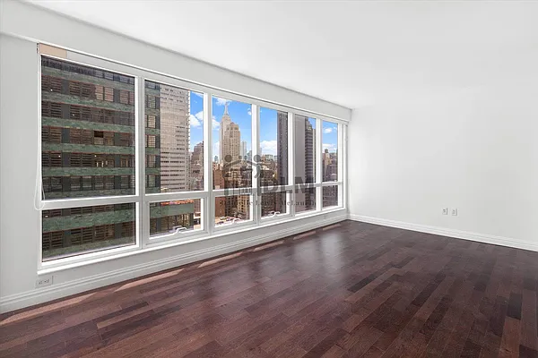 Rented by Oxford Property Group | media 15