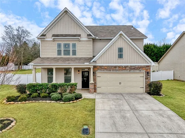 108 Bluebell Ln, Easley, SC 29642