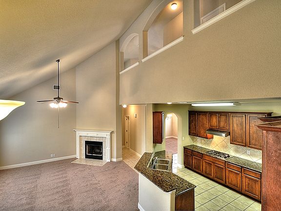 4th image of 24102 Waterhole Ln