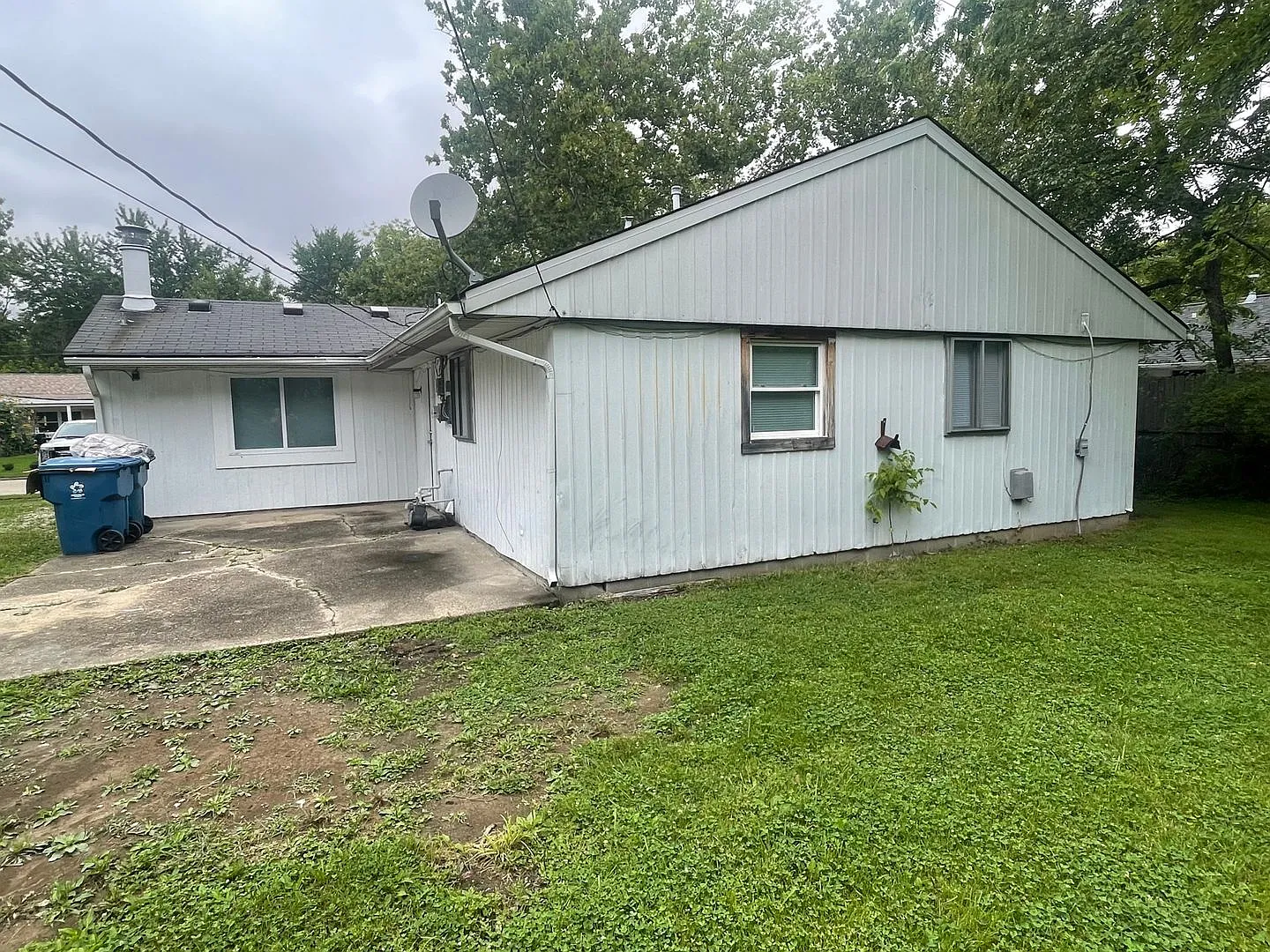 Priced to Move -Newly Renovated 3 Bedroom Ranch — Photo 3