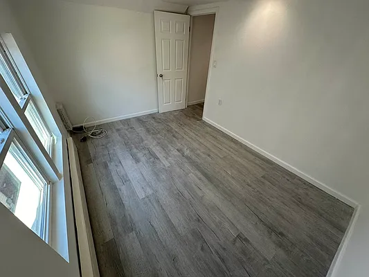 Rented by Reavis | media 11